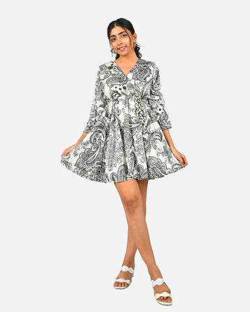 White Elastic Fit Front Hotsell Dress (Free Size)